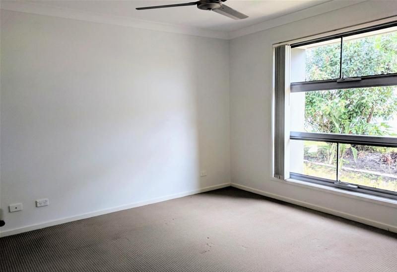 Photo - 16 Charles Avenue, Pimpama QLD 4209 - Image 5