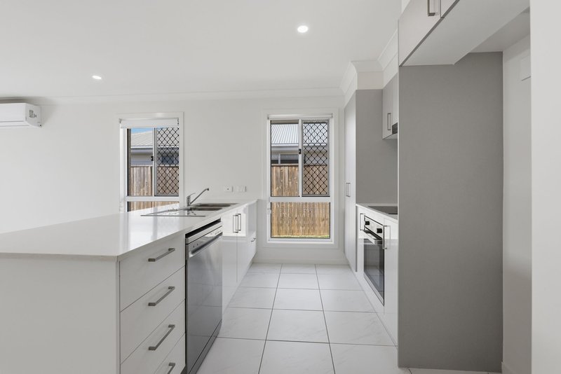 Photo - 16 Charlotte Street, Caboolture QLD 4510 - Image 2
