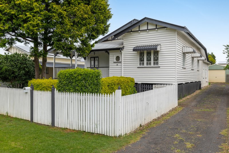 Photo - 16 Charlotte Street, Newtown QLD 4350 - Image 1