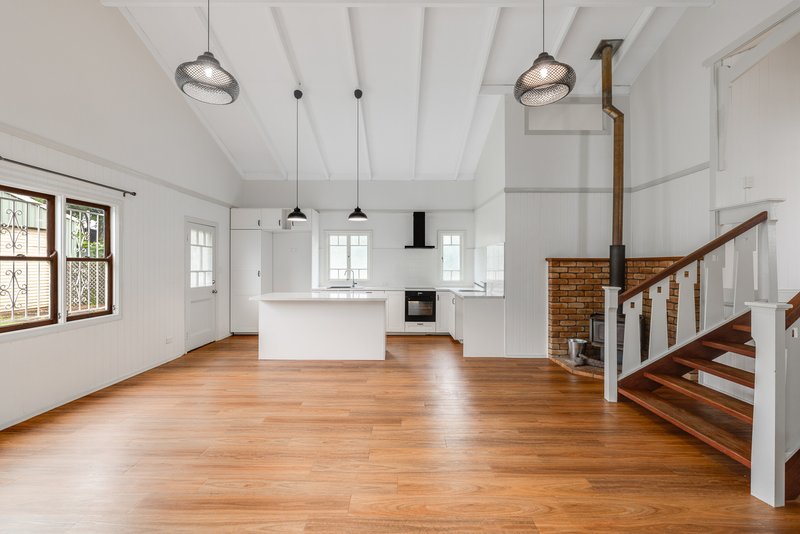 Photo - 16 Charlotte Street, Newtown QLD 4350 - Image 3