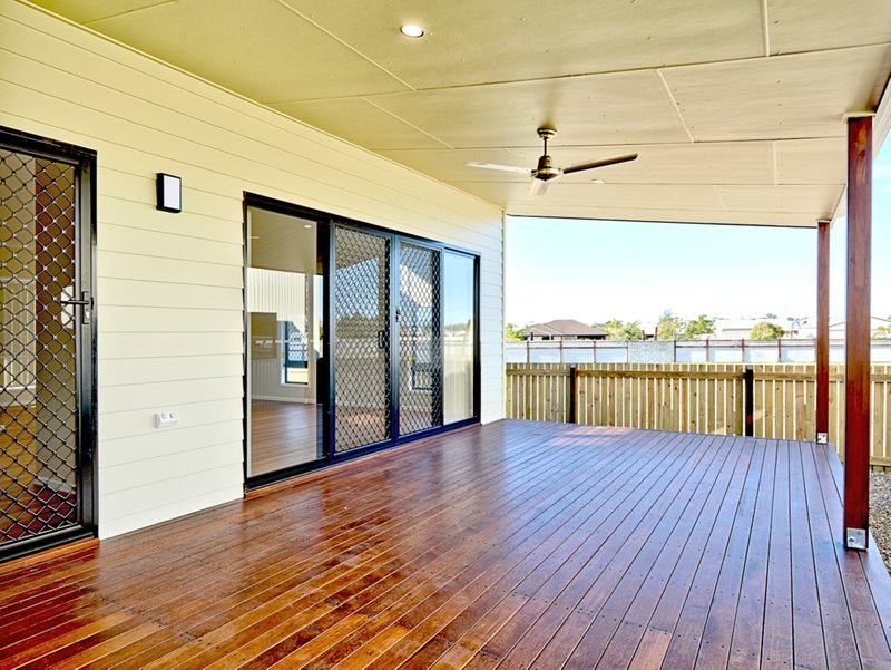 Photo - 16 Cheellii Crt , Burrum Heads QLD 4659 - Image 3