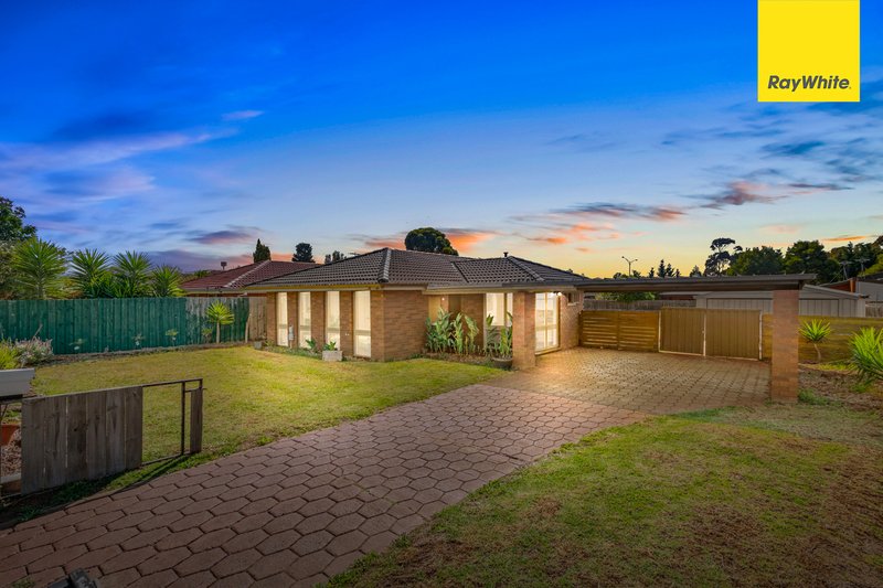 Photo - 16 Chelmsford Way, Melton West VIC 3337 - Image 2