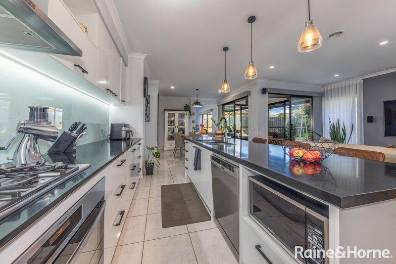 Photo - 16 Cherry Ballart Road, Gisborne VIC 3437 - Image 6