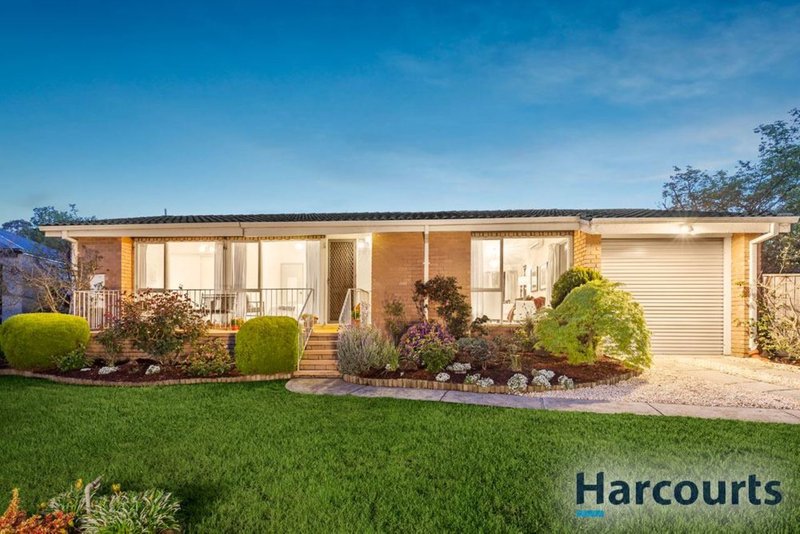 16 Chichester Square, Wantirna VIC 3152