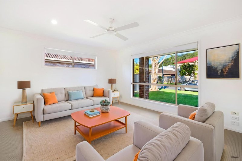 Photo - 16 Chippendale Crescent, Currumbin Waters QLD 4223 - Image 8