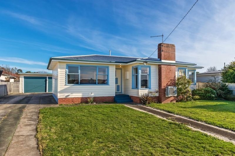 16 Churchill Avenue, Devonport TAS 7310