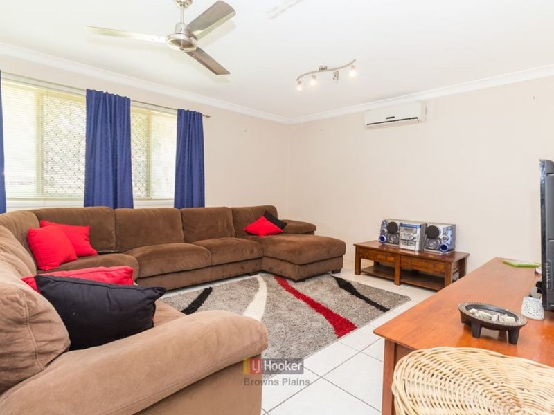 Photo - 16 Cianthus Street, Regents Park QLD 4118 - Image 7