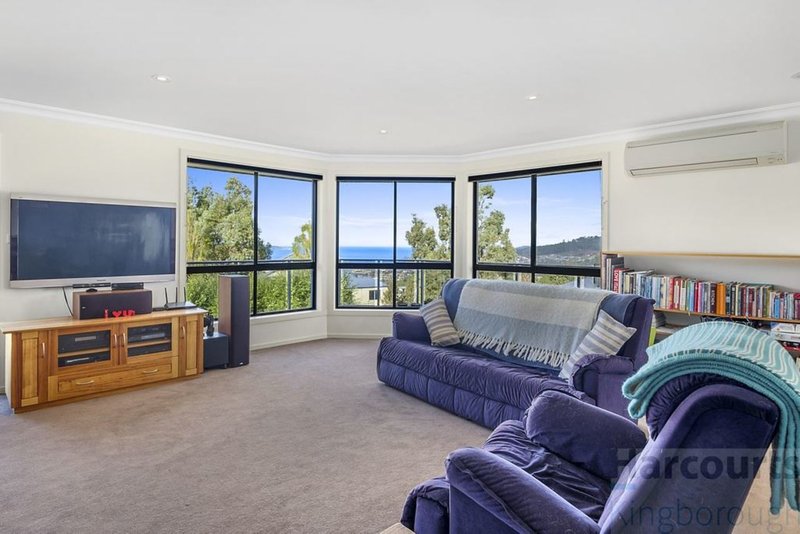 Photo - 16 Cider Gum Drive, Blackmans Bay TAS 7052 - Image 8