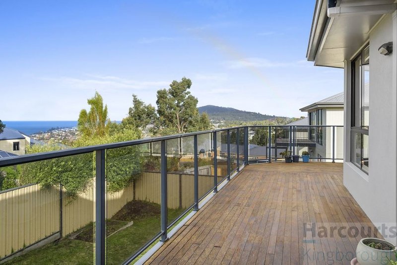 Photo - 16 Cider Gum Drive, Blackmans Bay TAS 7052 - Image 9