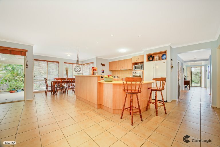 Photo - 16 Civetta Ct , Dakabin QLD 4503 - Image 3