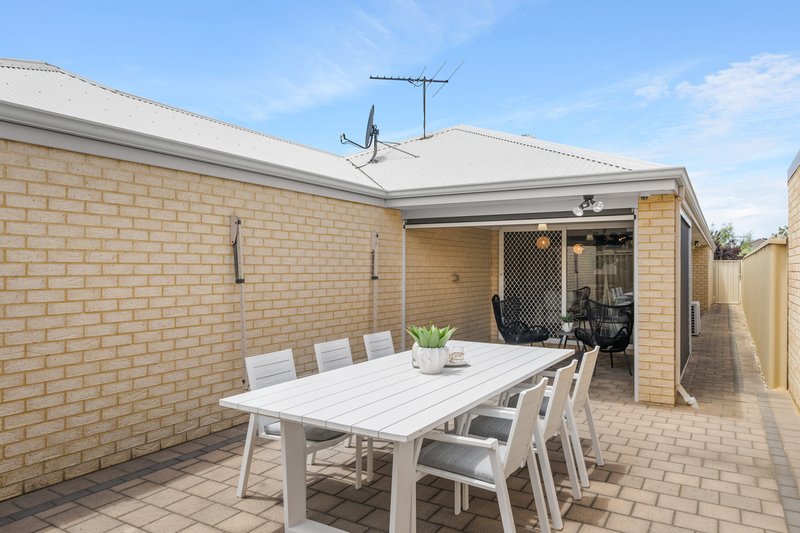 Photo - 16 Clarity Elbow , Atwell WA 6164 - Image 18