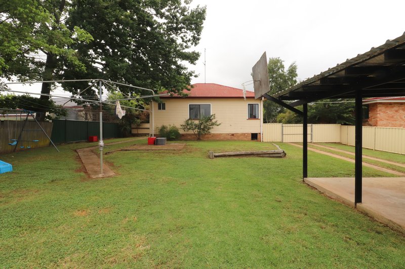 Photo - 16 Clarke Street, Glen Innes NSW 2370 - Image 11