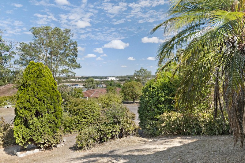 16 Clayton Crescent, Rutherford NSW 2320