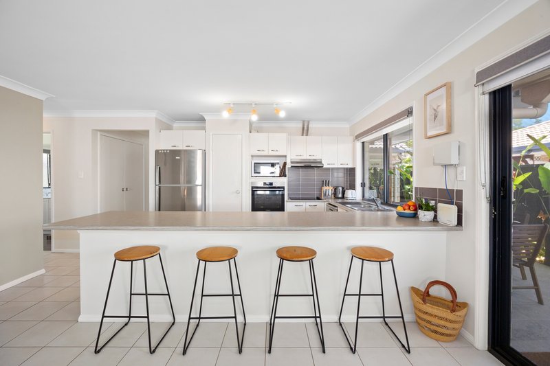 Photo - 16 Clearwater Circuit, Bli Bli QLD 4560 - Image 3