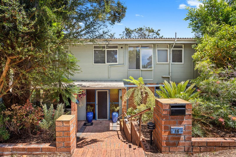 16 Cliff Avenue, Peakhurst Heights NSW 2210