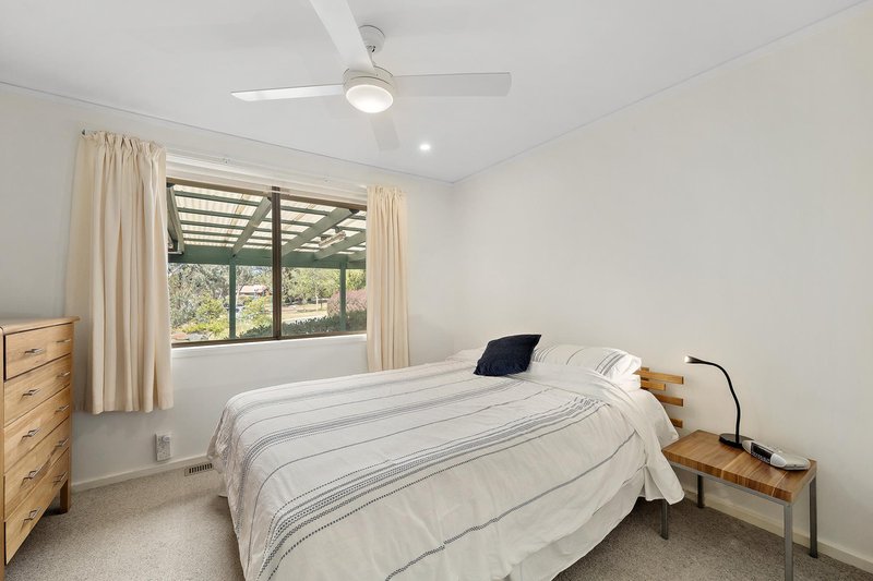 Photo - 16 Clisby Close, Cook ACT 2614 - Image 5