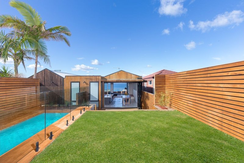 Photo - 16 Close Street, South Coogee NSW 2034 - Image 2