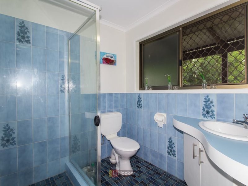 Photo - 16 Clover Court, Regents Park QLD 4118 - Image 11