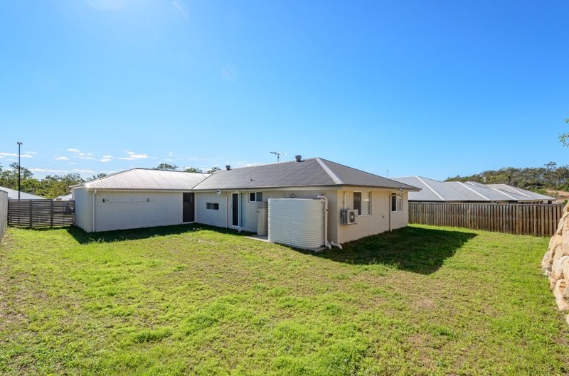 Photo - 16 Clover Crescent, Boyne Island QLD 4680 - Image 7