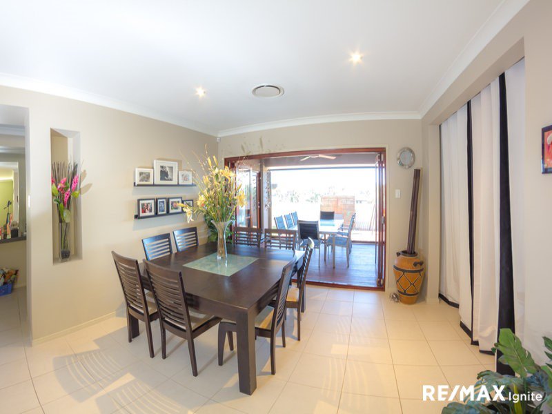 Photo - 16 Clydesdale Place, Sumner QLD 4074 - Image 2