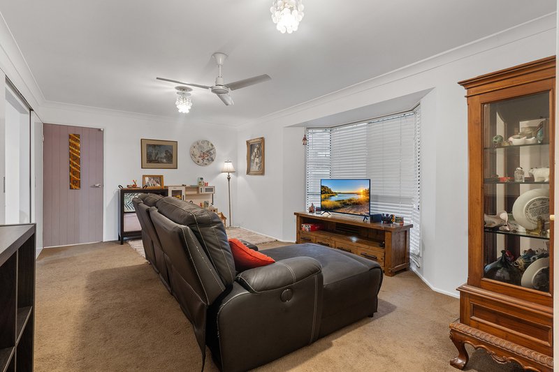 Photo - 16 Cobalt Drive, Bethania QLD 4205 - Image 5