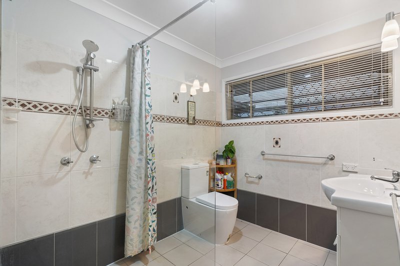 Photo - 16 Cobalt Drive, Bethania QLD 4205 - Image 13