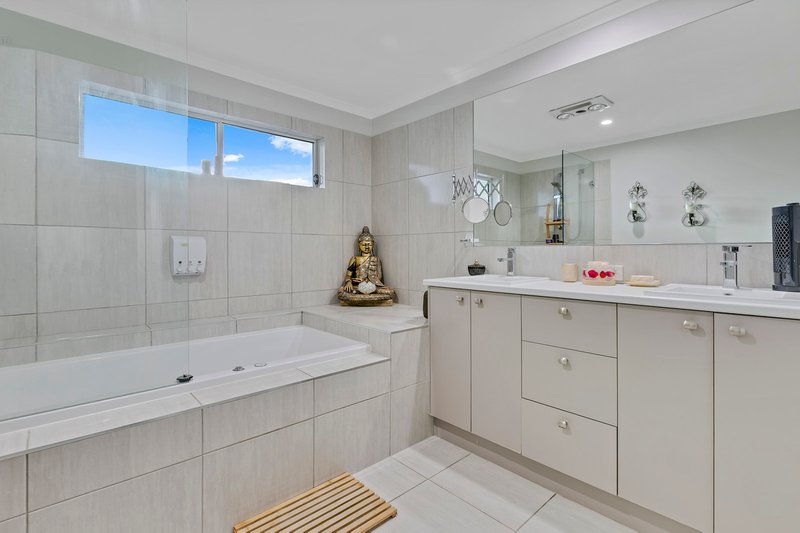 Photo - 16 Cobbold Lane, Maroochydore QLD 4558 - Image 12