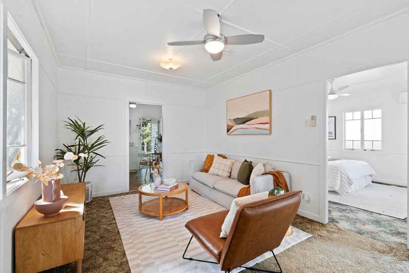 Photo - 16 Collins Street, Annerley QLD 4103 - Image 2