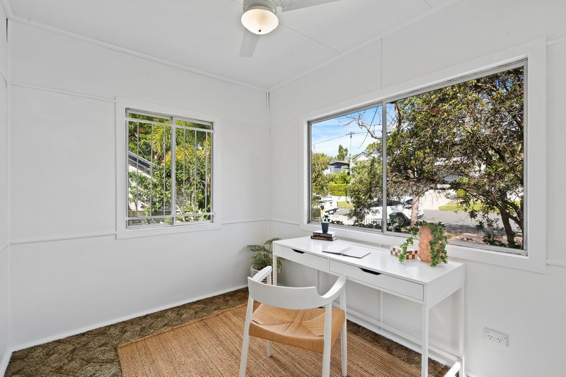 Photo - 16 Collins Street, Annerley QLD 4103 - Image 6