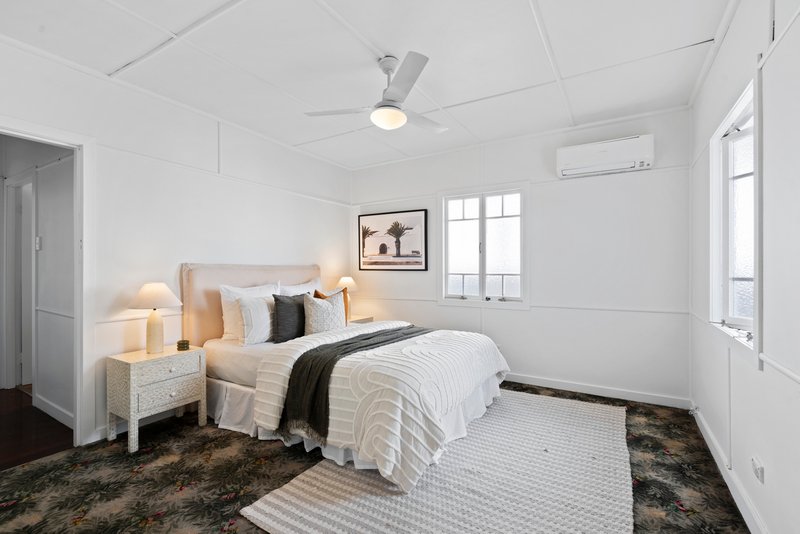 Photo - 16 Collins Street, Annerley QLD 4103 - Image 13