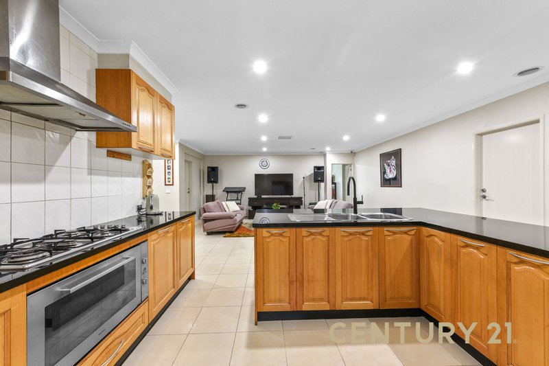 Photo - 16 Comber Street, Noble Park VIC 3174 - Image 11