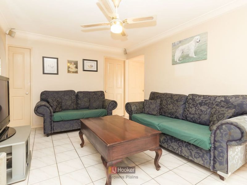 Photo - 16 Comley Court, Boronia Heights QLD 4124 - Image 4