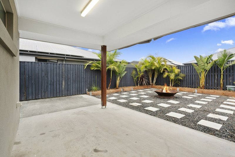 Photo - 16 Coneflower Street, Caboolture QLD 4510 - Image 12