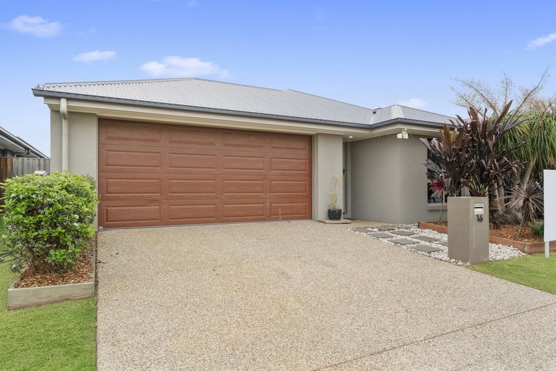 Photo - 16 Coneflower Street, Caboolture QLD 4510 - Image 16