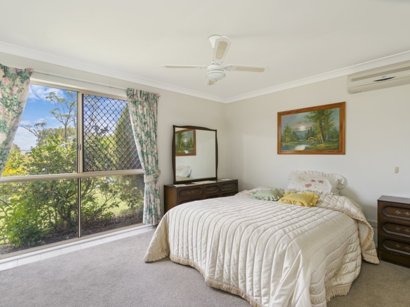 Photo - 16 Congreve Close, Mudgeeraba QLD 4213 - Image 8