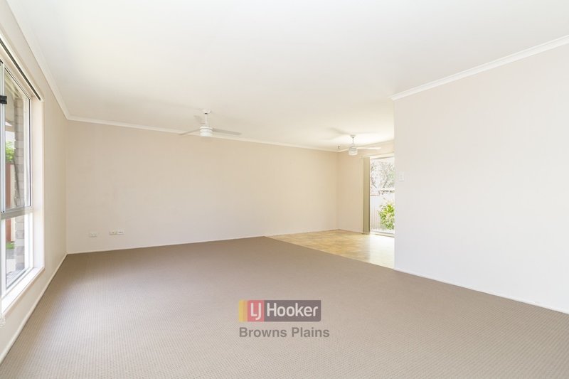 Photo - 16 Conlan Street, Boronia Heights QLD 4124 - Image 2