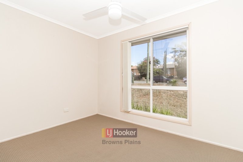 Photo - 16 Conlan Street, Boronia Heights QLD 4124 - Image 7