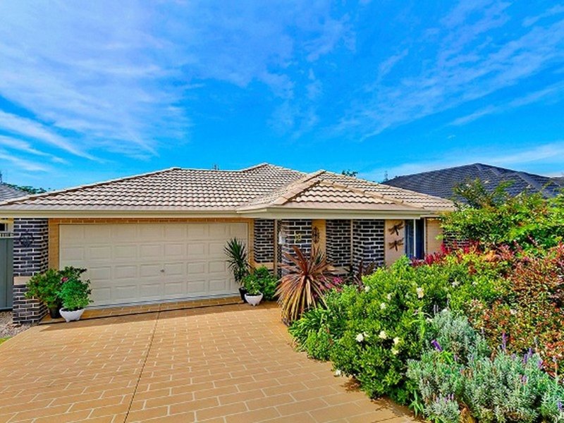 16 Connemara Street, Wadalba NSW 2259