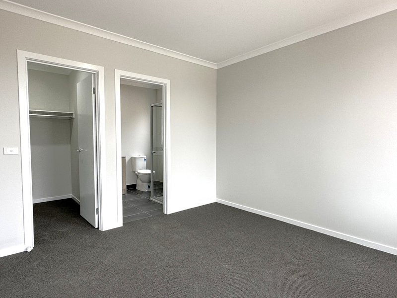 Photo - 16 Constable Street, Beveridge VIC 3753 - Image 9