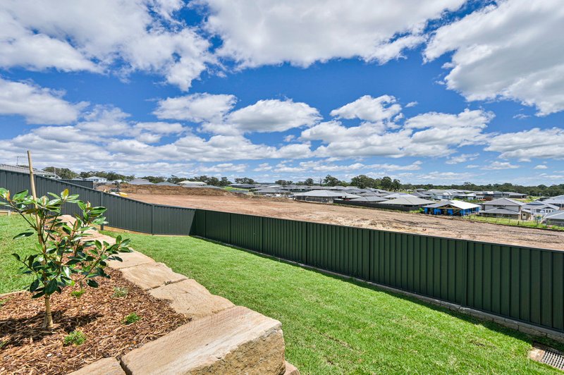 Photo - 16 Constance Street, Thirlmere NSW 2572 - Image 11