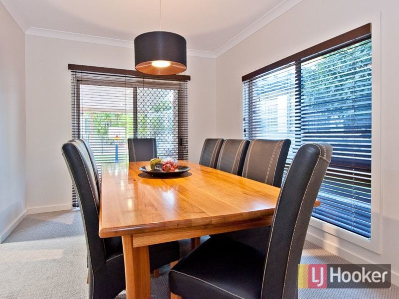 Photo - 16 Constellation Crescent, Bridgeman Downs QLD 4035 - Image 14