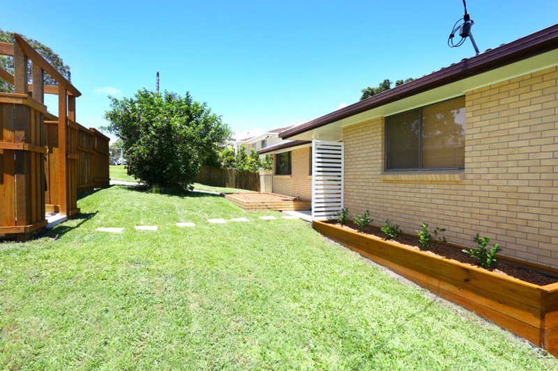 Photo - 16 Coolibah Street, Southport QLD 4215 - Image 24