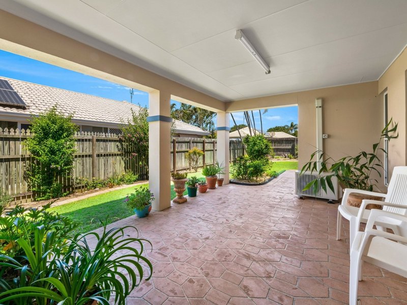 Photo - 16 Cooloola Place, Twin Waters QLD 4564 - Image 5