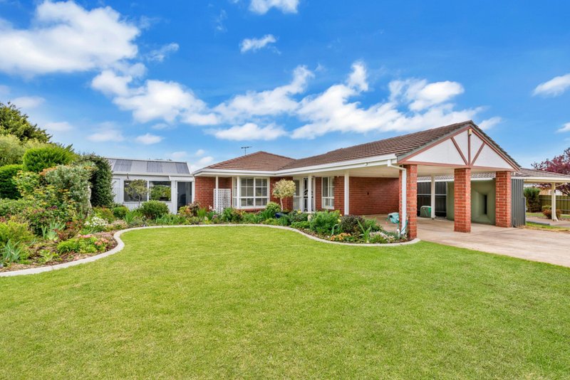 16 Coonawarra Close, Woodcroft SA 5162