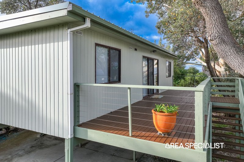 Photo - 16 Coral Street, Cape Paterson VIC 3995 - Image 4