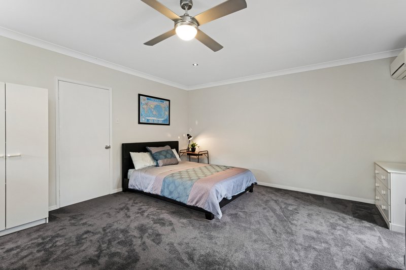 Photo - 16 Corina Close, Robina QLD 4226 - Image 5