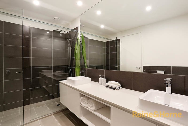 Photo - 16 Cornwall Place, Maribyrnong VIC 3032 - Image 7