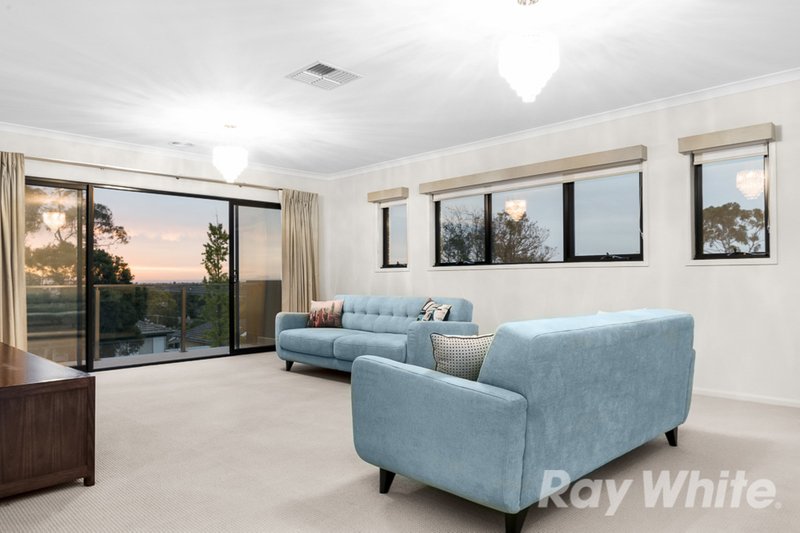 Photo - 16 Coronation Street, Mount Waverley VIC 3149 - Image 6