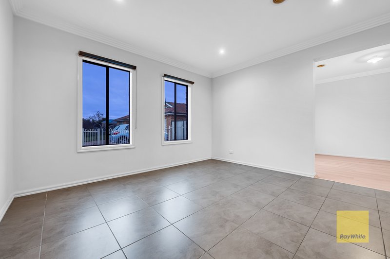 Photo - 1/6 Corrib Court, Melton West VIC 3337 - Image 6