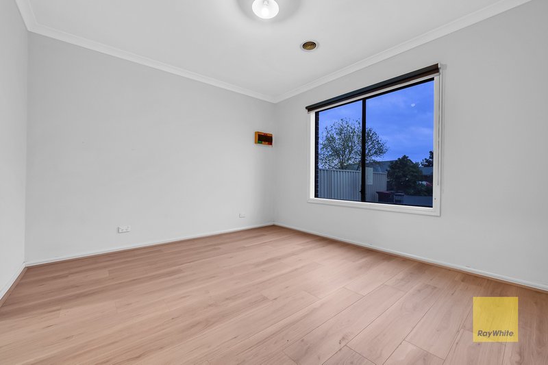 Photo - 1/6 Corrib Court, Melton West VIC 3337 - Image 10